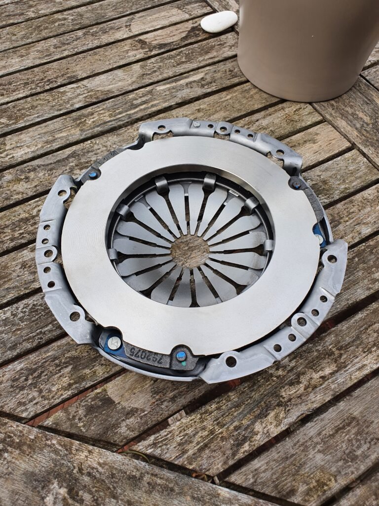 fiat 500 clutch